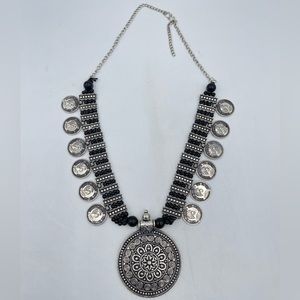 Chevron Queen Elizabeth The Second Coin Necklace W/ Pendant Collectible Vintage